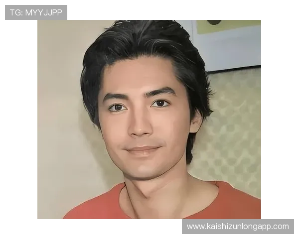 尊龙绝对是混血的身份背后，了解其多元文化背景对角色塑造的影响